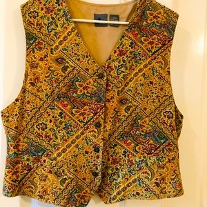 Printed vest- Liz Wear!